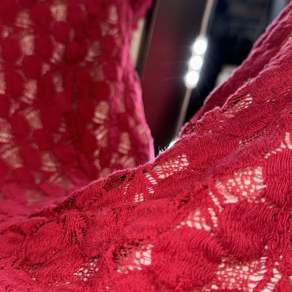 Kensie -Crochet Red Lace White Lined Fit Flare Dress Size large - Picture 5 of 10